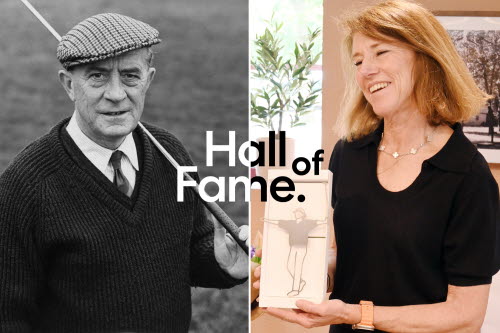 Till höger svartvit porträttbild på man i 70-årsåldern med slips, tröja, gubbkeps och en golfklubba över axeln. Till vänster porträttbild på kvinna i 60-årsåldern som ler och håller upp en plakett.