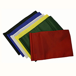Flaggor i olika färger till footgolf.