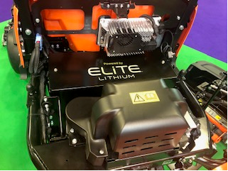 Bild på maskin för banskötsel driven med litiumbatteri. 